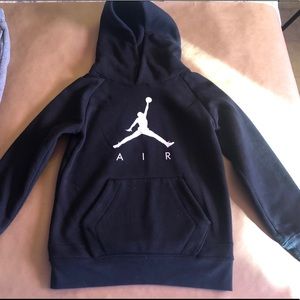 Jordan hoodie little boys sz 6 or med